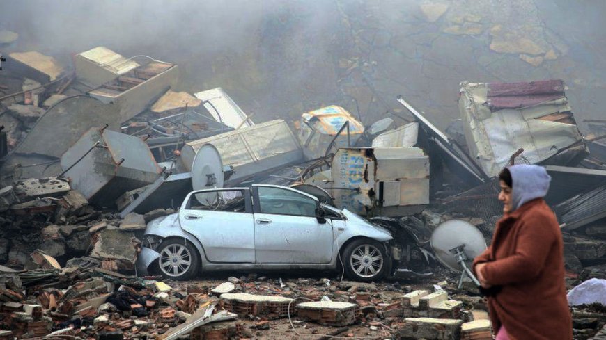 What are earthquakes? Why do they occur? What are the consequences of the earthquake?
