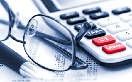 FINANCIAL FREEDOM: SMART MONEY MANAGEMENT AND INVESTING TIPS