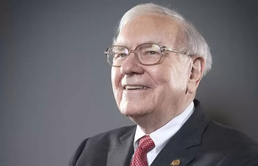 Warren Buffett Biography (Fun Facts, How he Started Business, Education, Investment, Life)