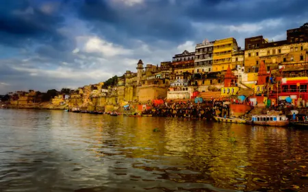 Kashi Vishwanath Jyotirlinga: Spiritual Essence of Varanasi