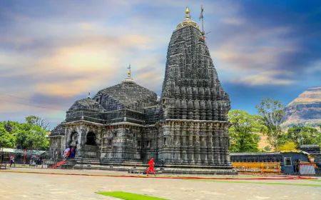 Trimbakeshwar Jyotirlinga: A Sacred Gem in Maharashtra